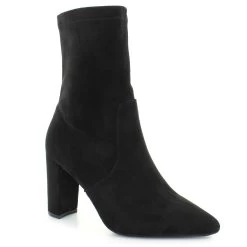 Chic Shoe Shop 20 Sophia Taylor Blakely