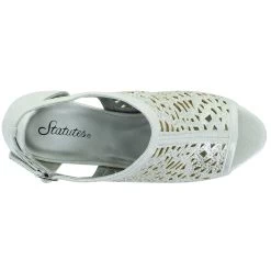 Statutes Millicent -Chic Shoe Shop 155131 images 05