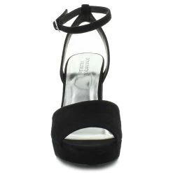 Dominique Nicole Rae 7 Dominique Nicole Rae -Chic Shoe Shop 155209 images 03