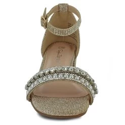 Sophia Taylor Tatum -Chic Shoe Shop 260171 images 03