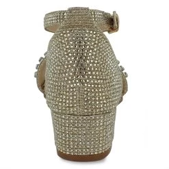 Sophia Taylor Tatum -Chic Shoe Shop 260171 images 04